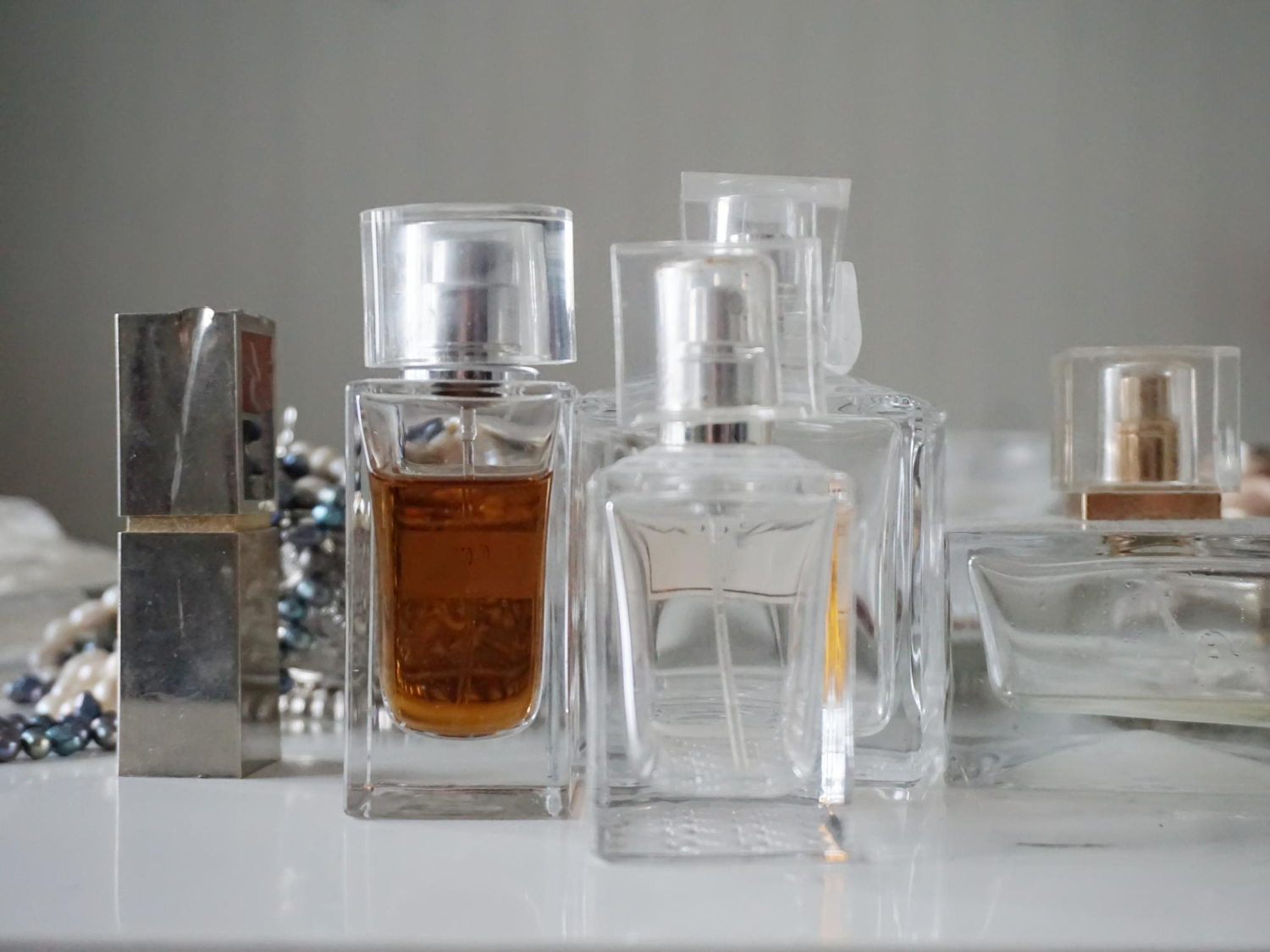 Safe Fragrance Harmony: Perfume Allergy and Tolerability Testing